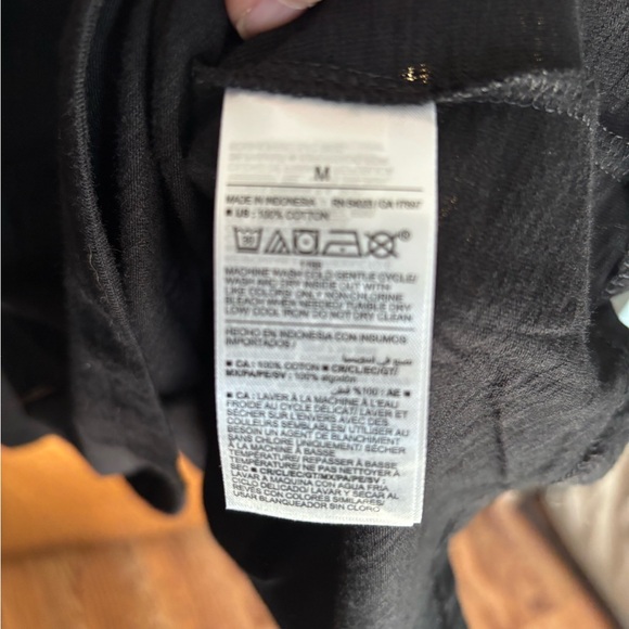 NWT Old Navy Tiered Black Dress with pockets- super cute! Never been worn. - Picture 5 of 7